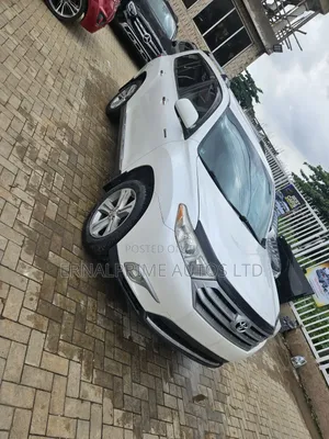 Toyota Highlander Limited 2012 White