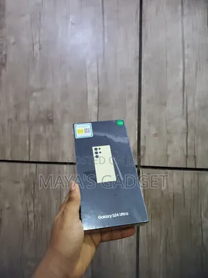 New Samsung Galaxy S24 Ultra 256 GB Yellow