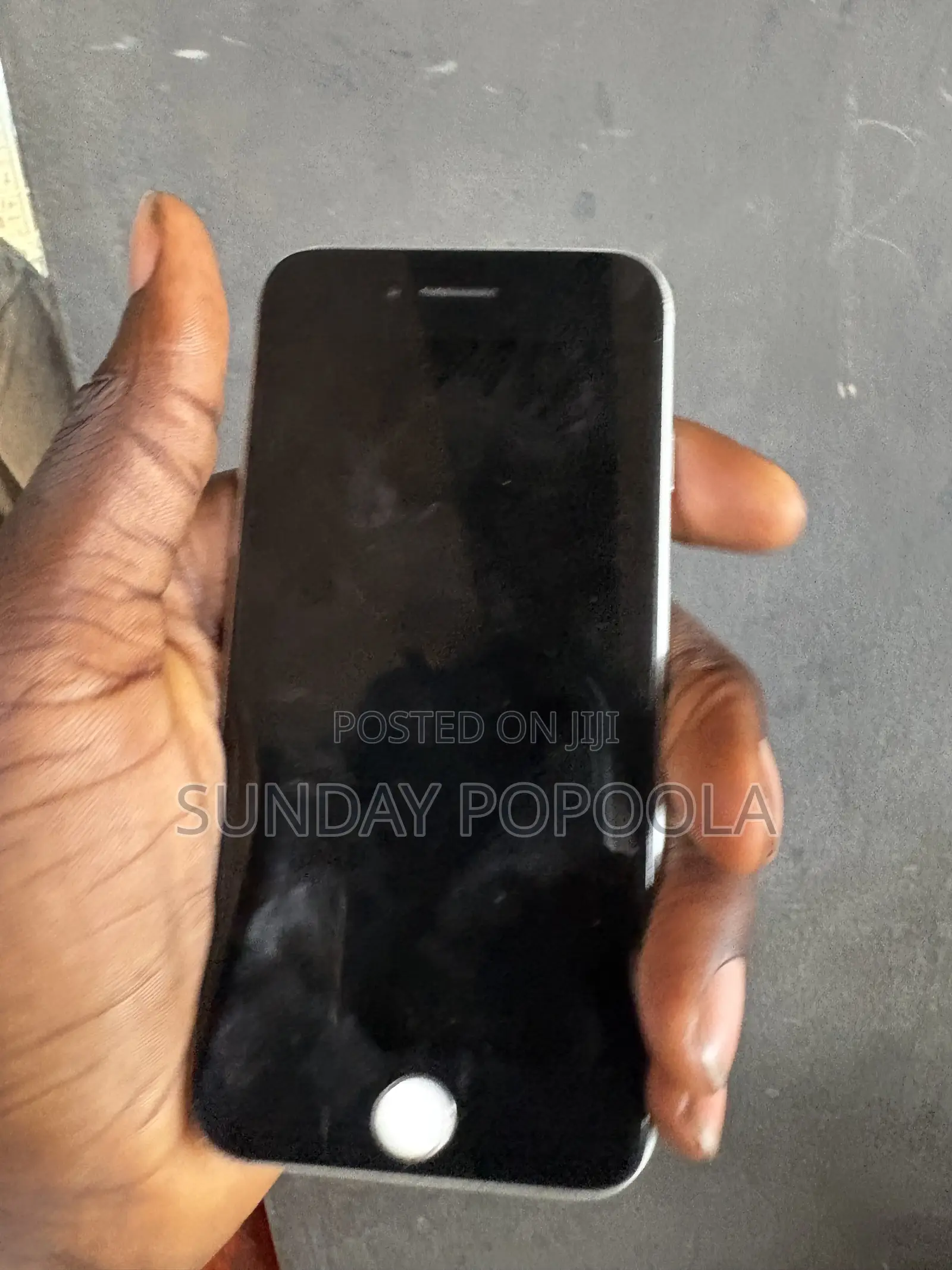 Apple iPhone 7 32 GB Silver