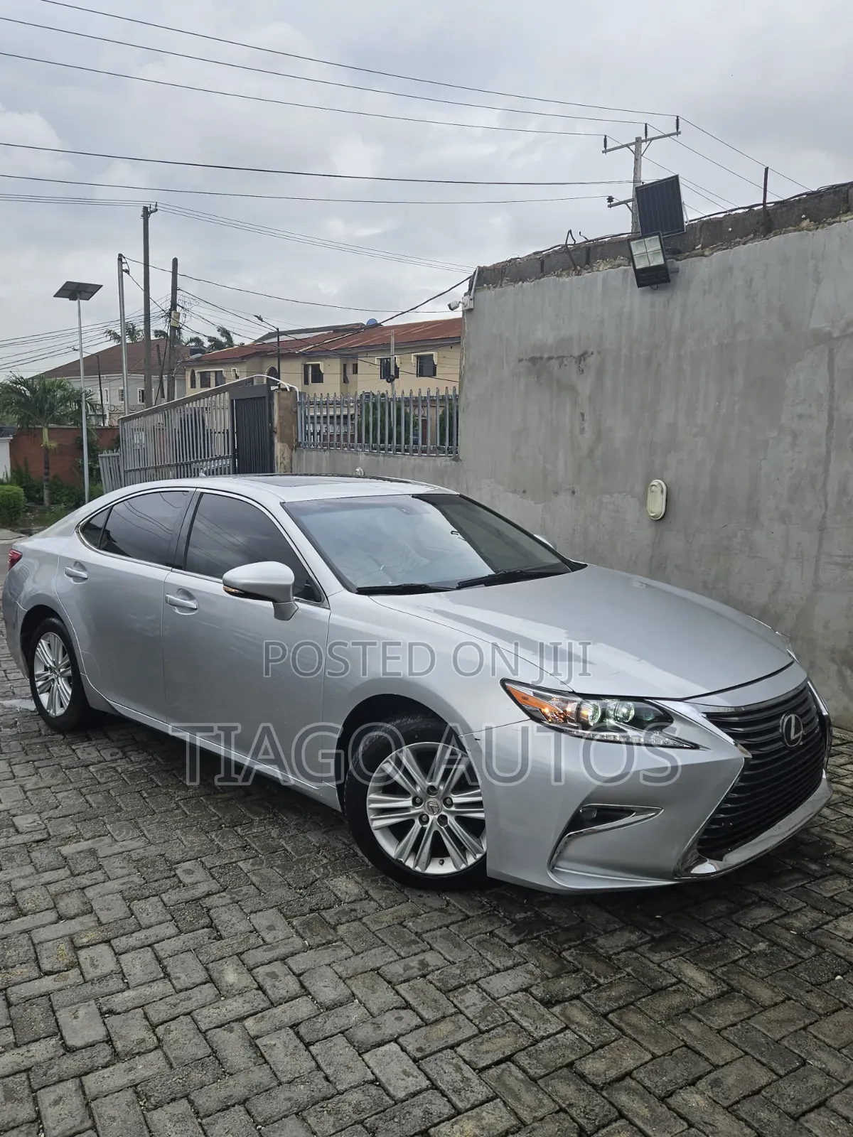 Lexus ES 2016 Silver