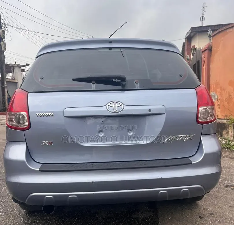 Toyota Matrix 2004 Gray