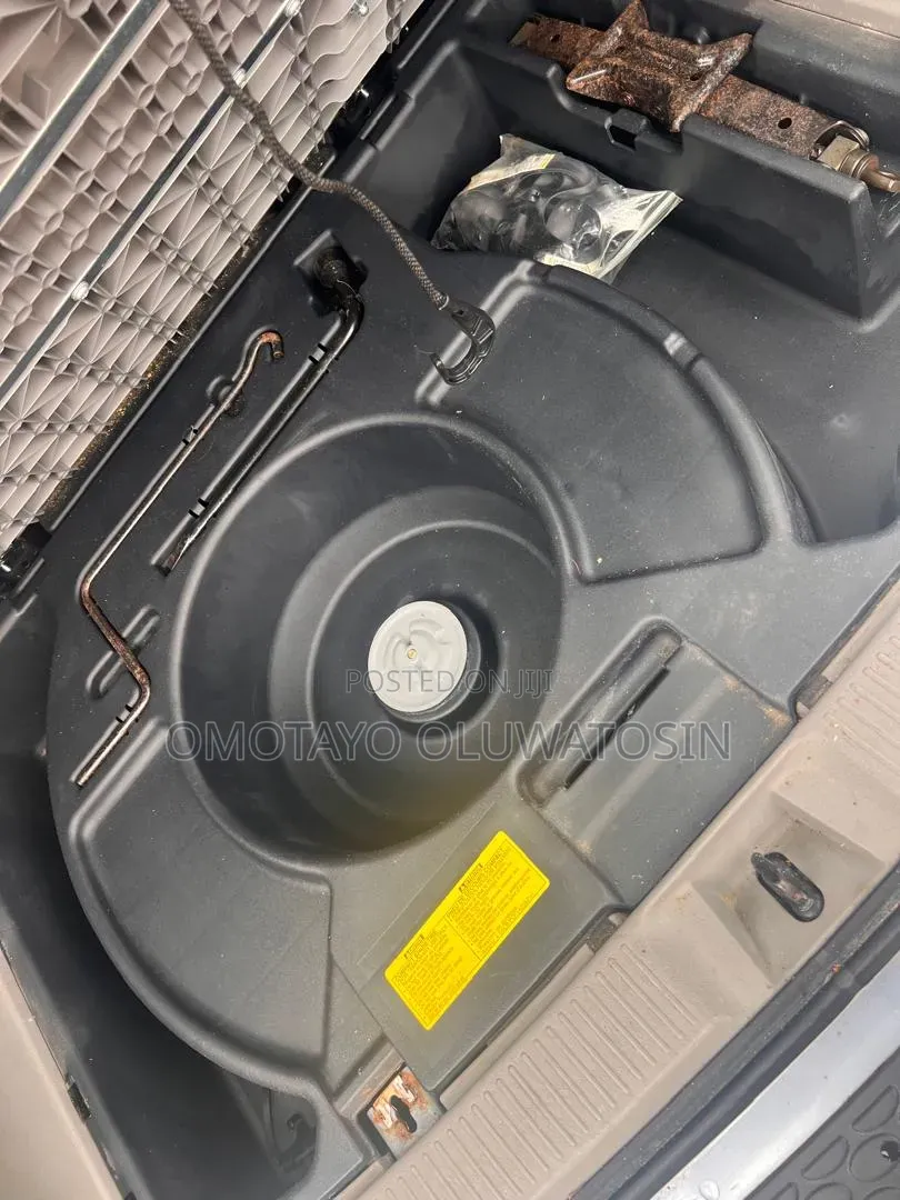 Toyota Matrix 2004 Gray