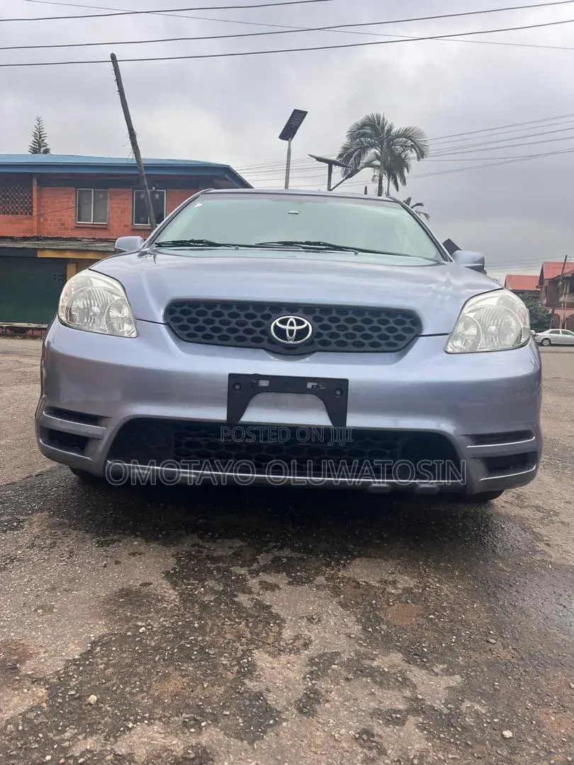 Toyota Matrix 2004 Gray