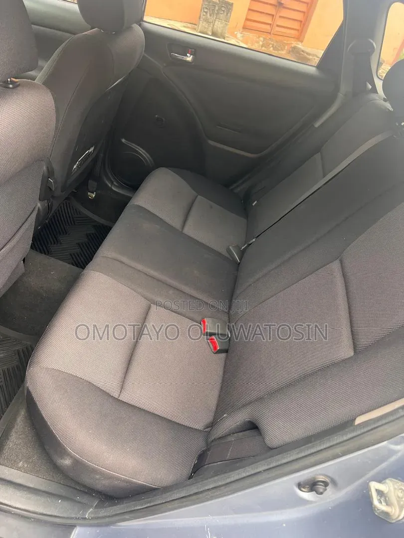 Toyota Matrix 2004 Gray