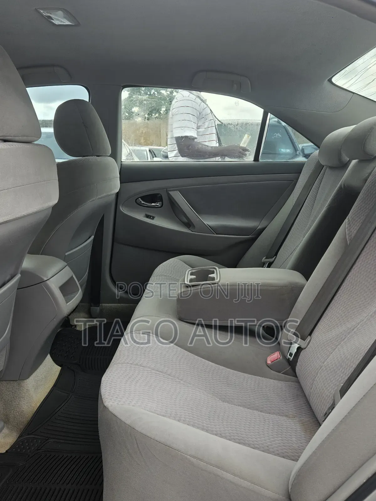 Toyota Camry 2010 Silver