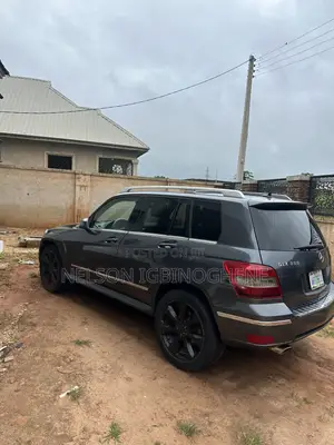Mercedes-Benz GLK-Class 2011 Gray