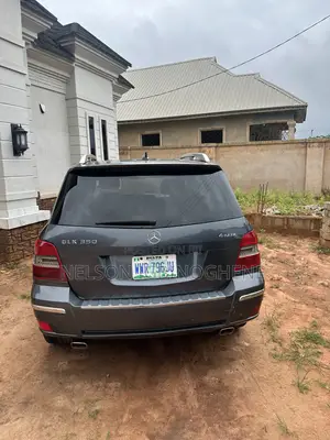 Mercedes-Benz GLK-Class 2011 Gray