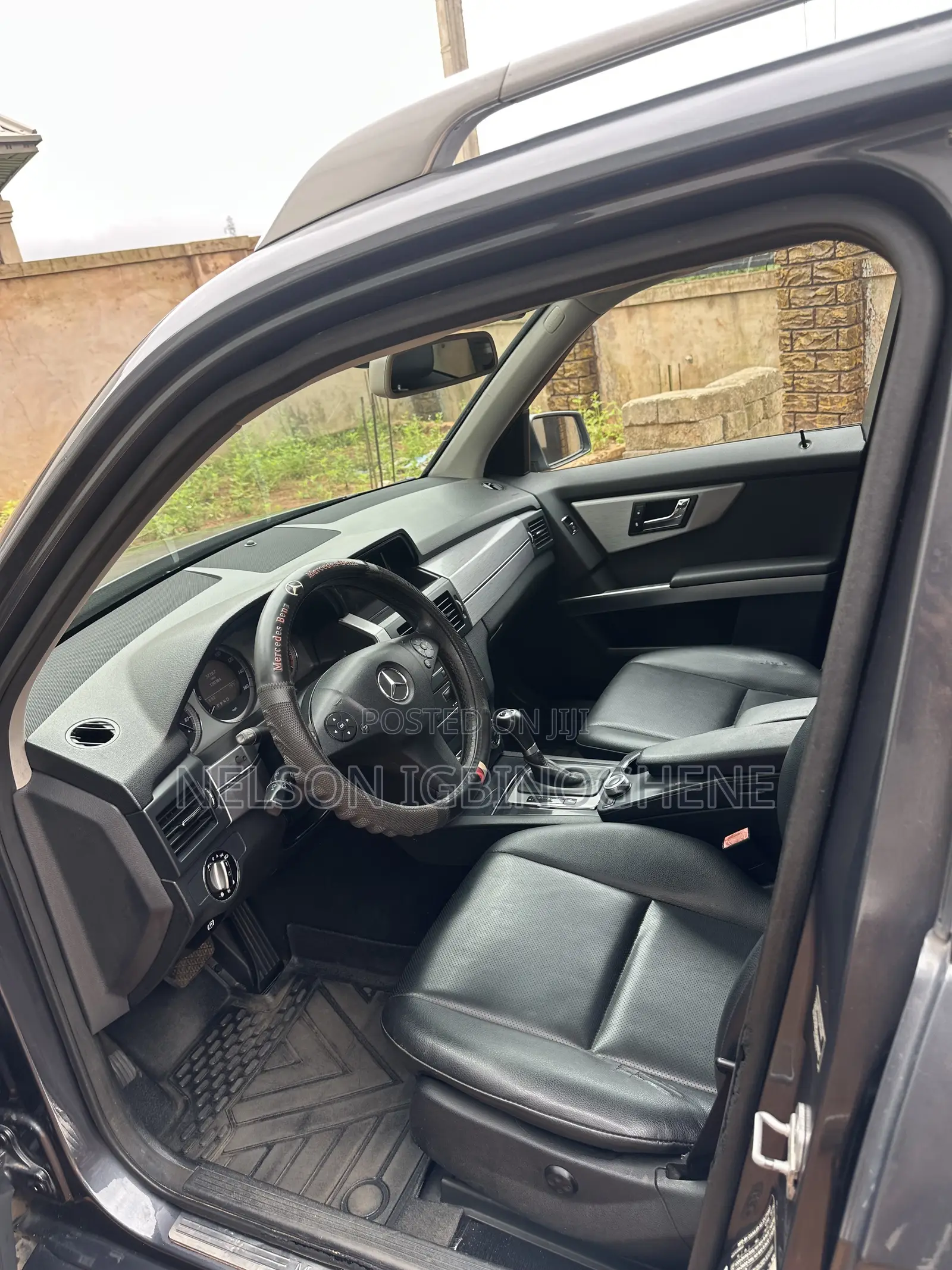 Mercedes-Benz GLK-Class 2011 Gray