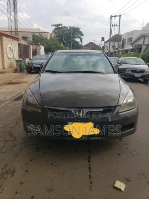Honda Accord 2006 Gray