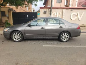 Honda Accord 2006 Gray