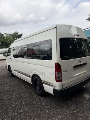 Toyota HiAce 2025 White