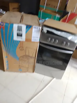 Brand-New Maxi 4 Burner Gas Cooker