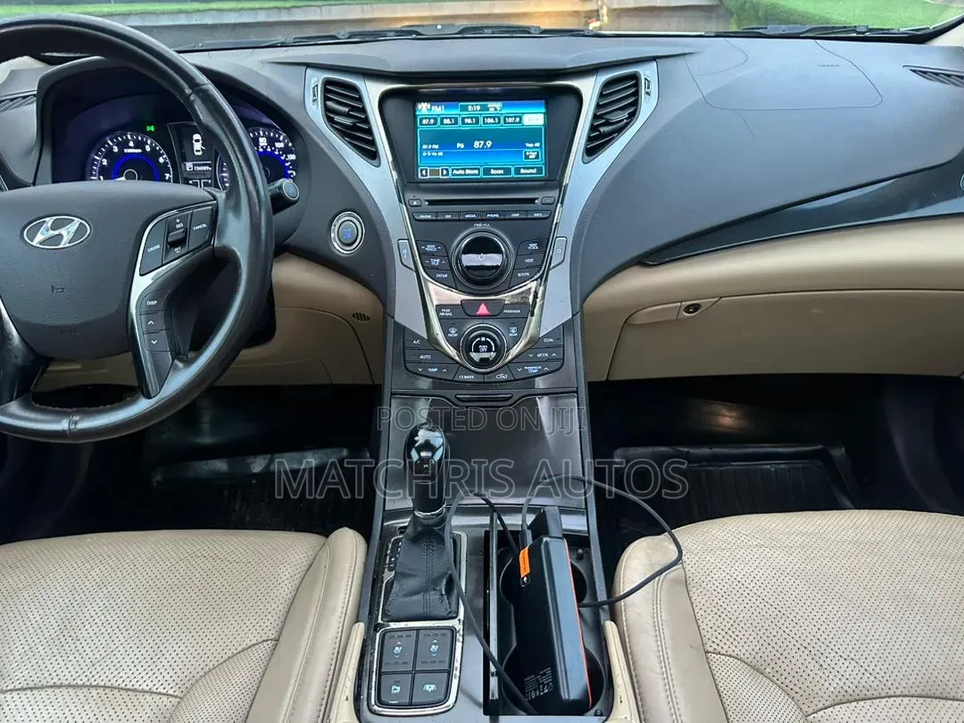 Hyundai Azera 2014 Silver