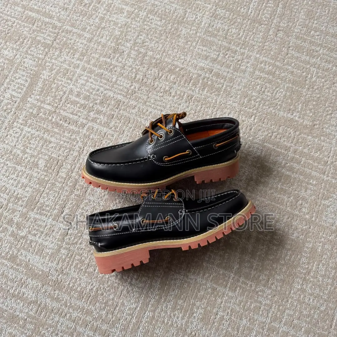The Authentic 3-Eye Lug Boat Shoes in Lime Washed Cement