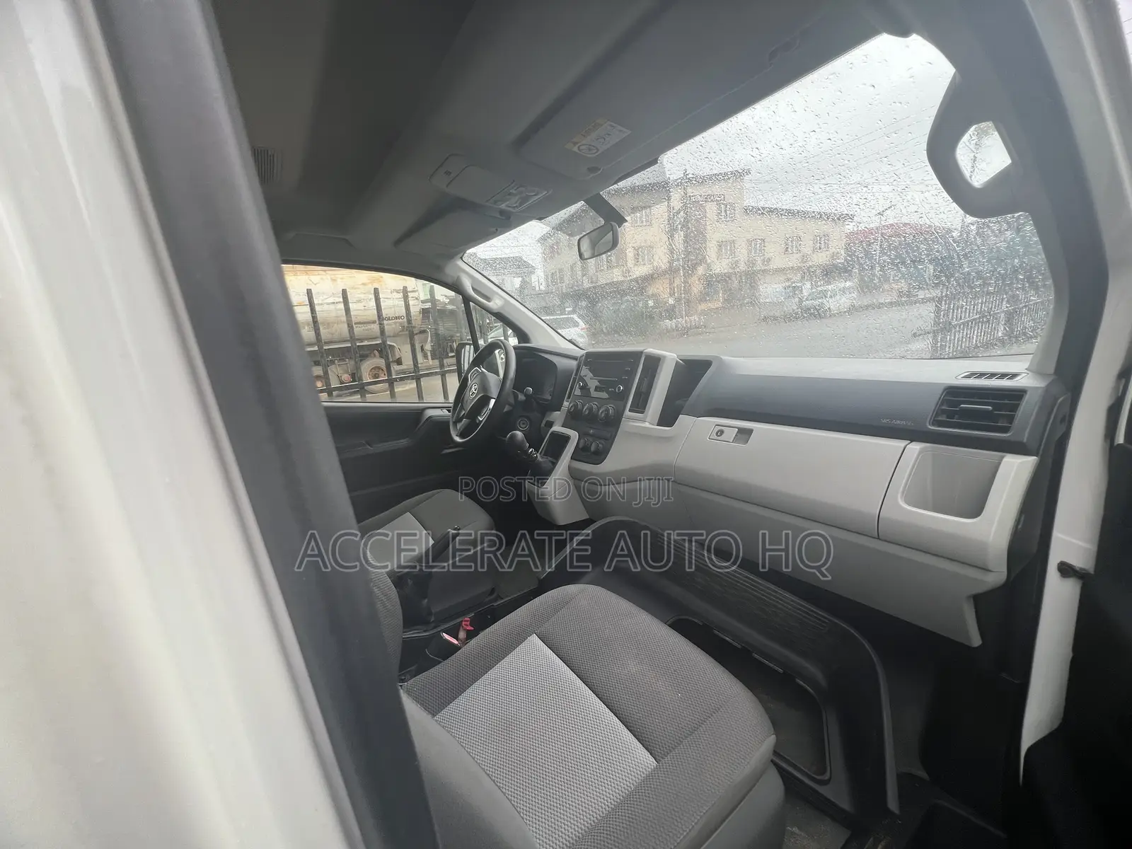 Toyota HiAce 2020 White