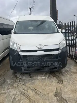 Toyota HiAce 2020 White