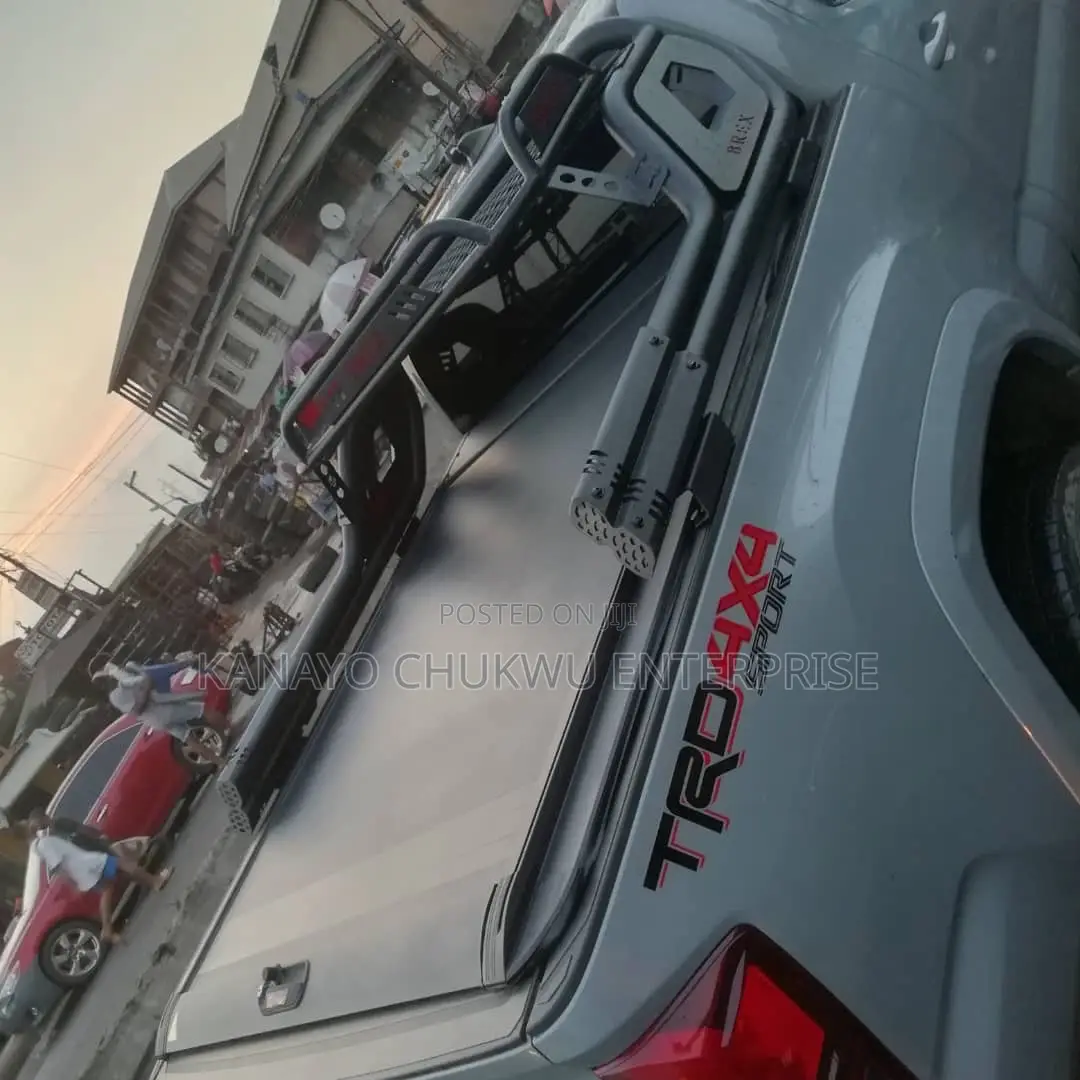 Rugged Bar Spoiler and Rolling Cover