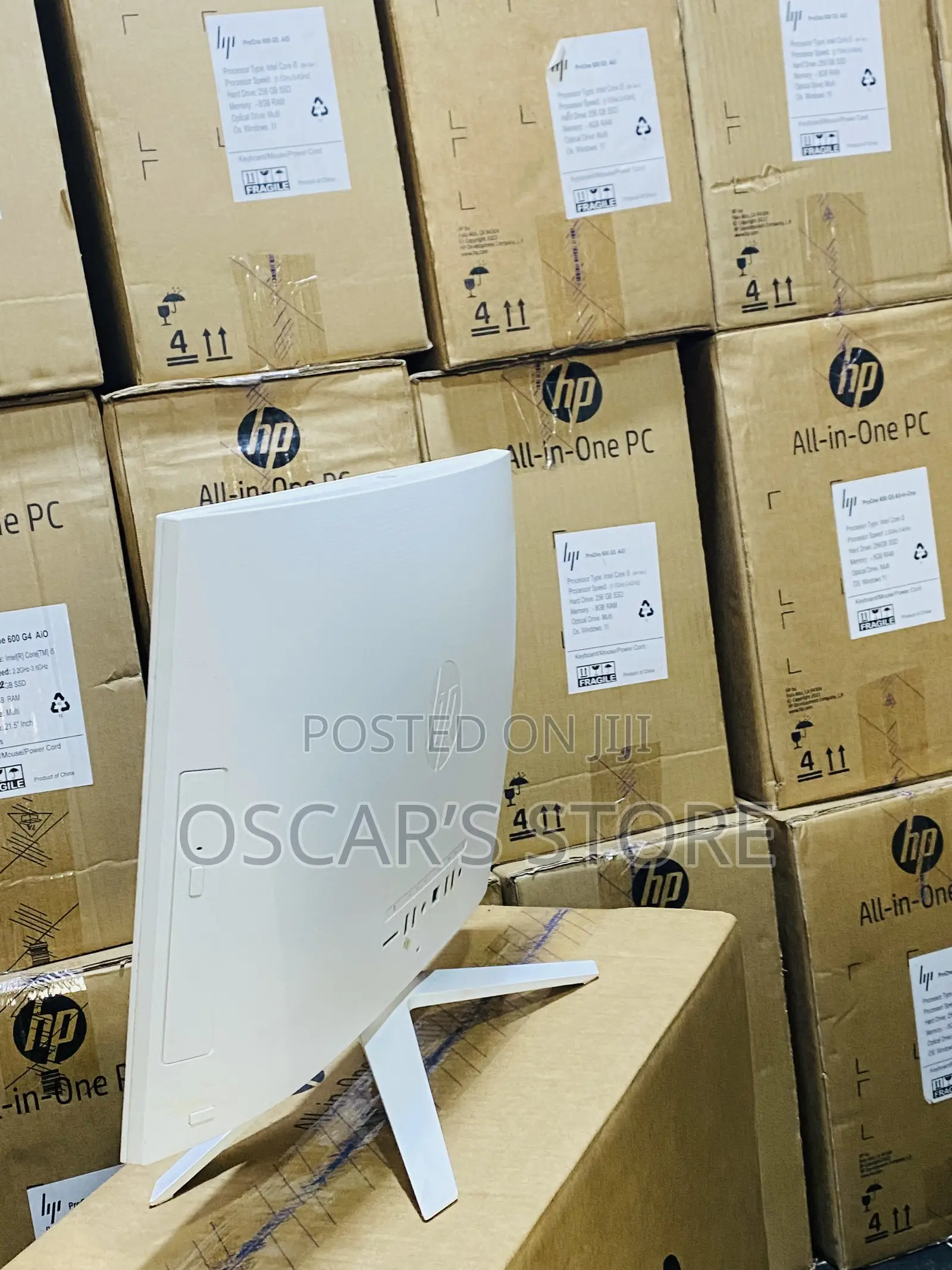 New Desktop Computer HP 200 G4 8GB Intel Core i3 SSD 256GB