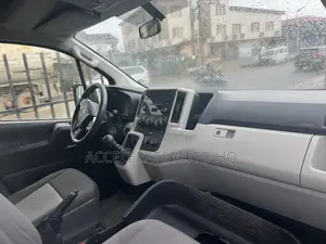 Toyota HiAce 2020 White
