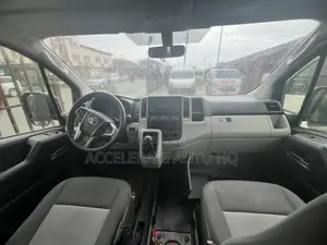 Toyota HiAce 2020 White