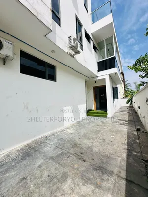 5bdrm Duplex in Lekki Phase 1 for sale