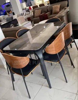 High Quality Dining Table and Chair