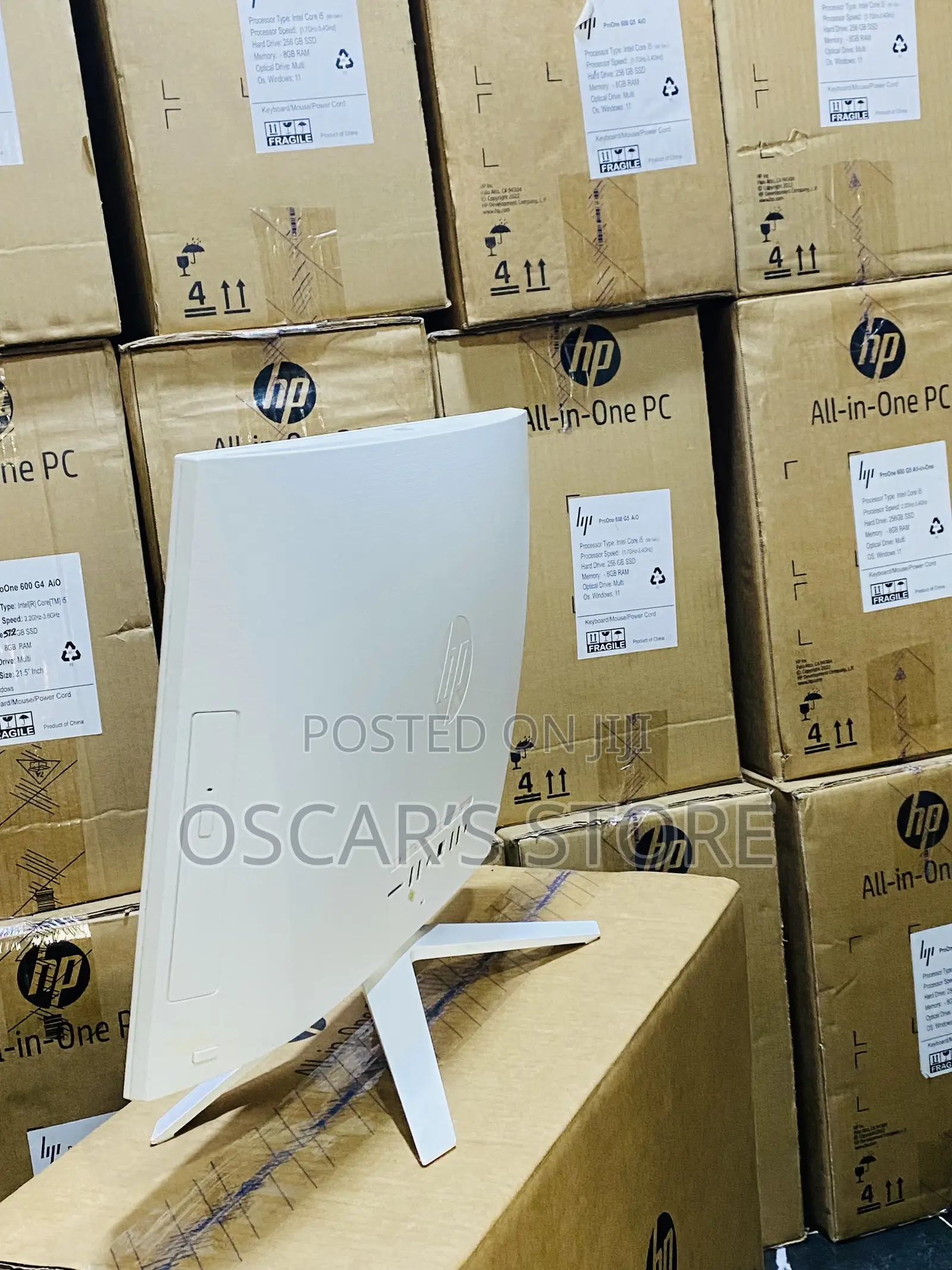 New Desktop Computer HP 200 G4 8GB Intel Core i3 SSD 256GB