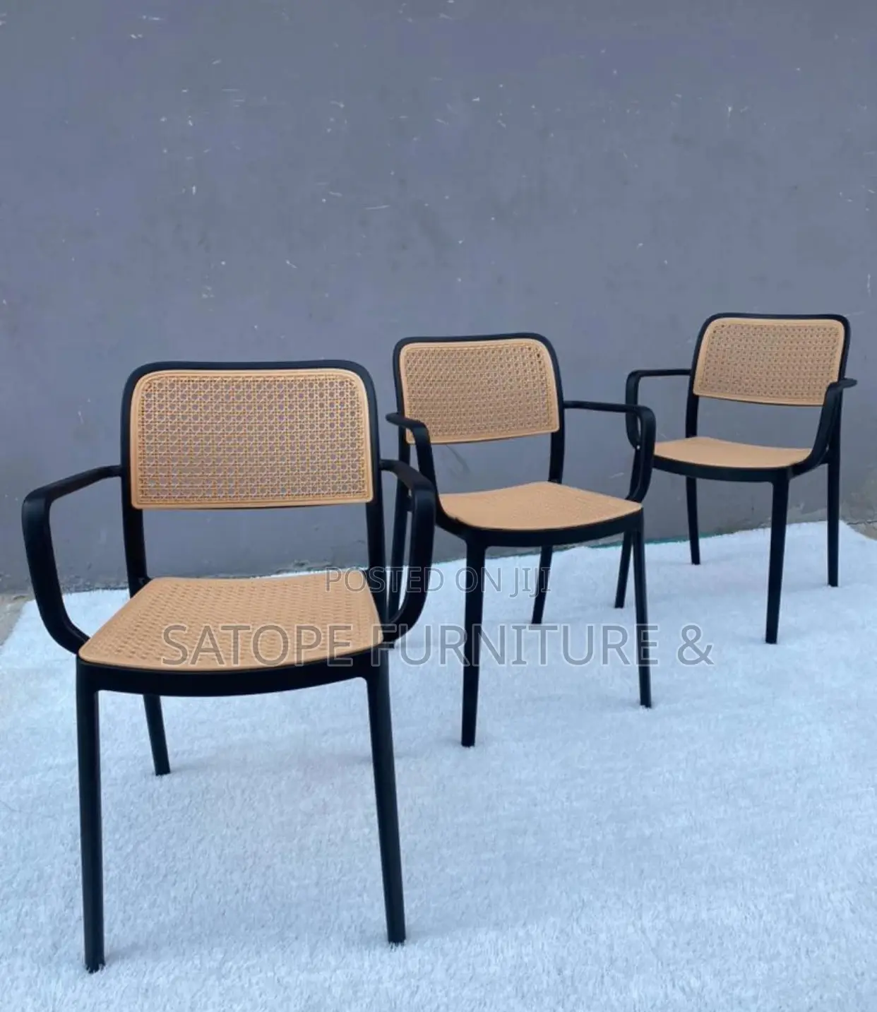 Event and Restaurant Plastic Chair