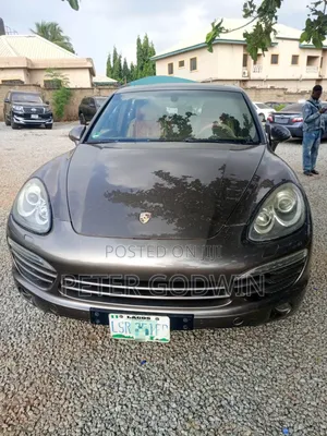 Porsche Cayenne 2015 Gray