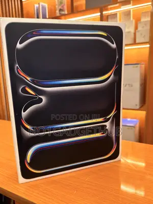New Apple iPad Pro 13 (2025) 256 GB Black