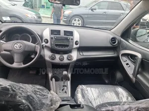 Toyota RAV4 2008 Green