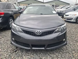 Toyota Camry 2012 Gray