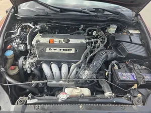 Honda Accord 2005 Red