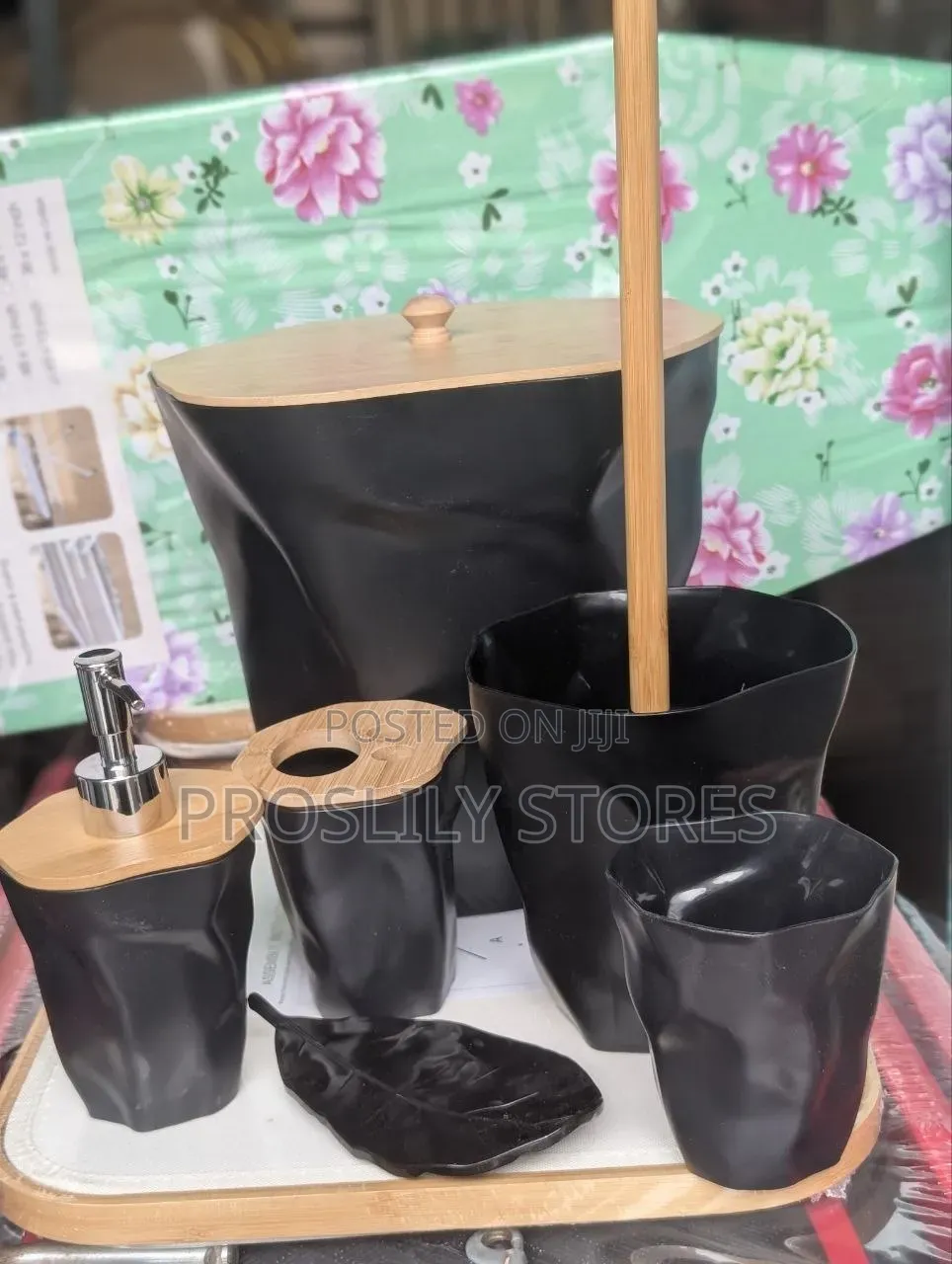 Luxury Toilet Set