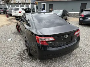 Toyota Camry SE Sport 4dr Sedan w/Prod. End 11/13 (2.5L 4cyl 6A) 2014 Black