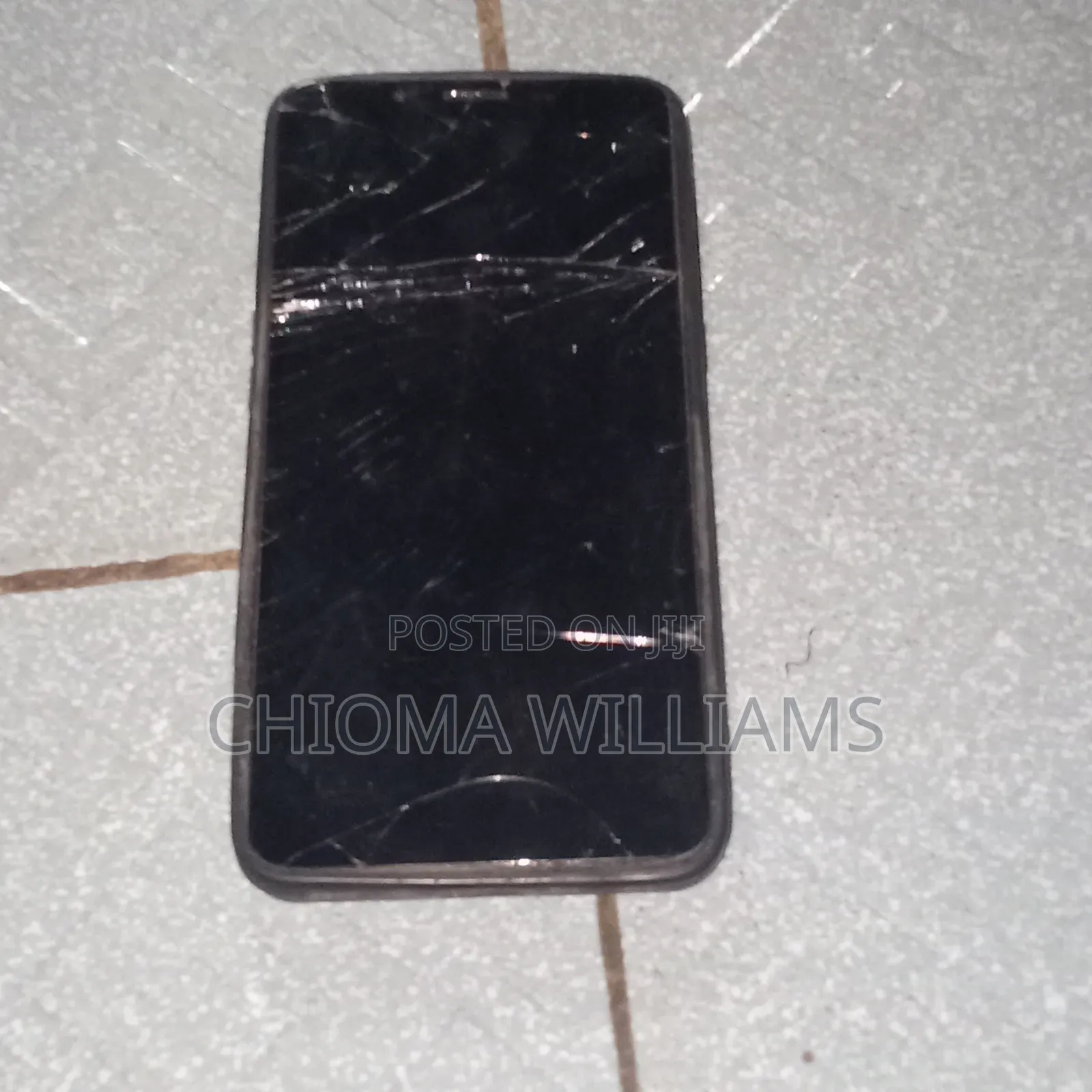 Infinix Hot 6 16 GB Red