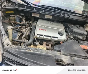 Toyota Sienna 2004 Gold