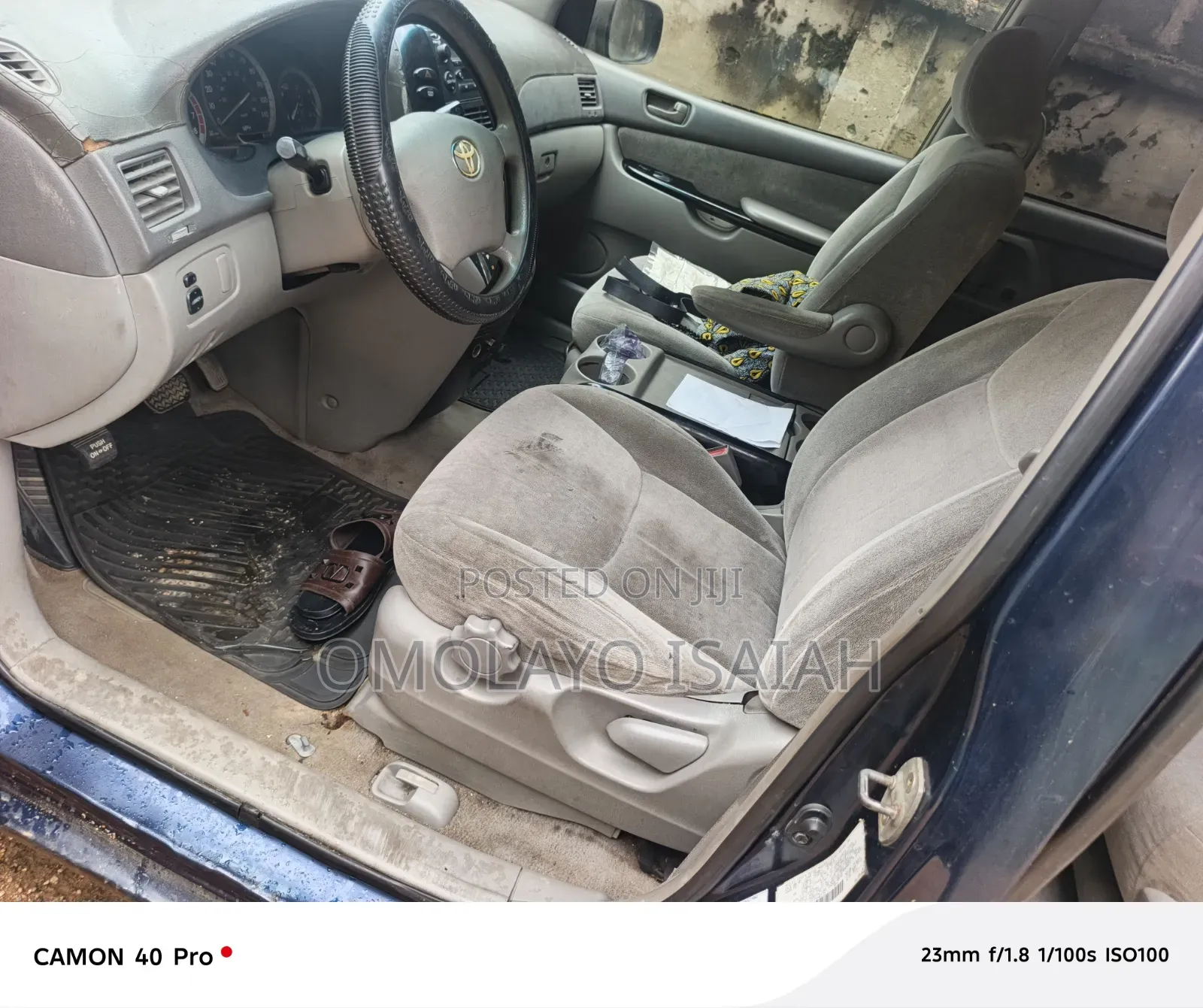 Toyota Sienna 2004 Gold