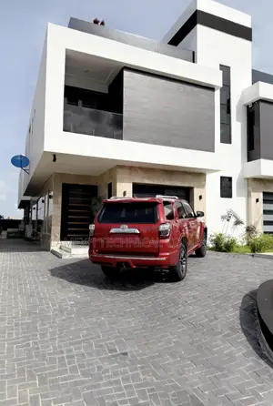 Toyota 4-Runner 2016 Red