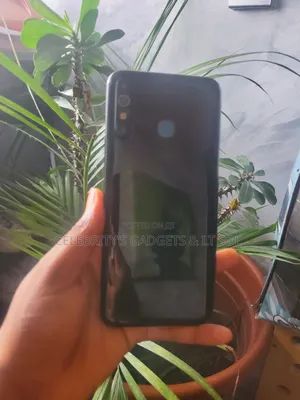 Infinix Hot 8 64 GB Black
