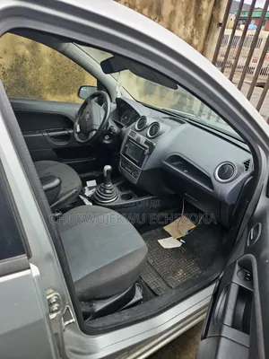 Ford Fiesta 2006 Silver