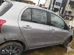 Toyota Yaris 2006 Silver