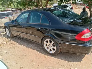 Mercedes-Benz E350 Base 4Matic Sedan AWD (3.5L 6cyl 5A) 2008 Black