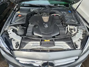 Mercedes-Benz C400 4Matic AWD Sedan (3.0L V6 7A) 2015 Gray
