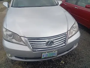 Lexus ES 2012 Silver