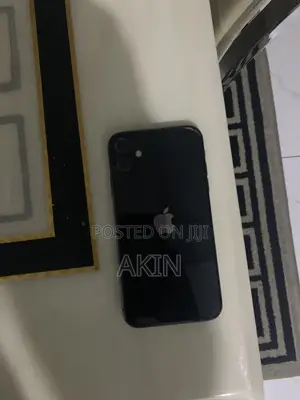 Apple iPhone 11 64 GB Black