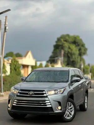 Toyota Highlander 2015 Silver