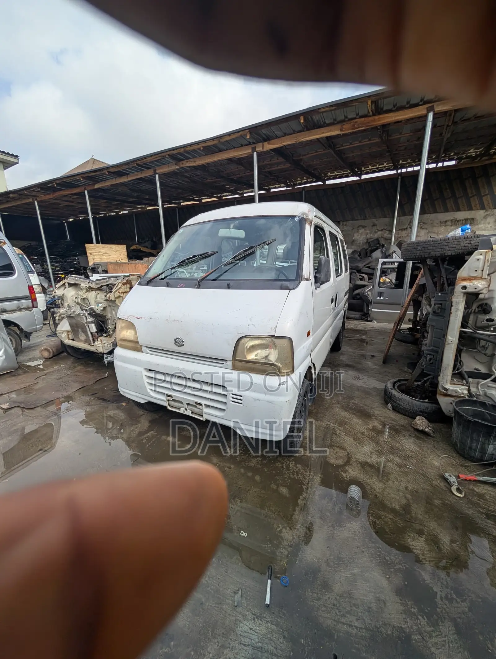 Suzuki Every 2010 White