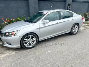 Honda Accord EX-L V-6 2dr Coupe w/Navigation (3.5L 6cyl 6A) 2014 Silver