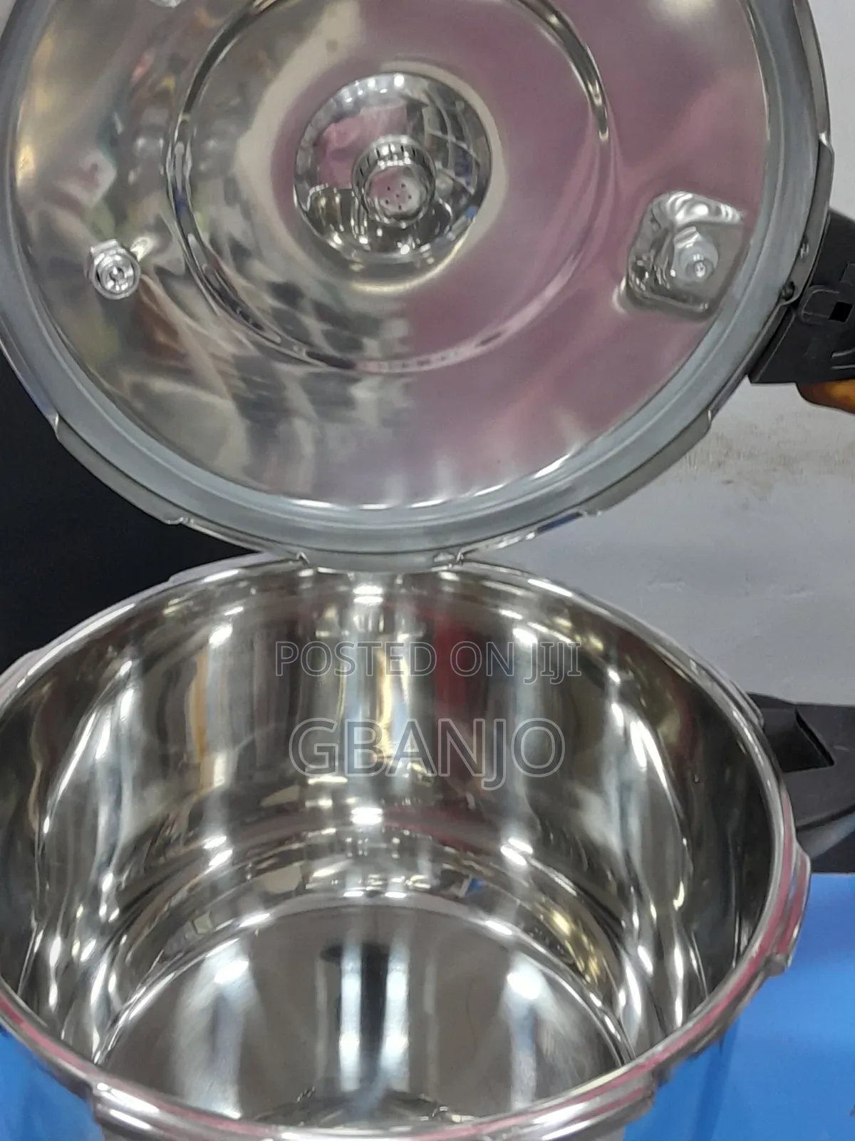 Pressure Cooker